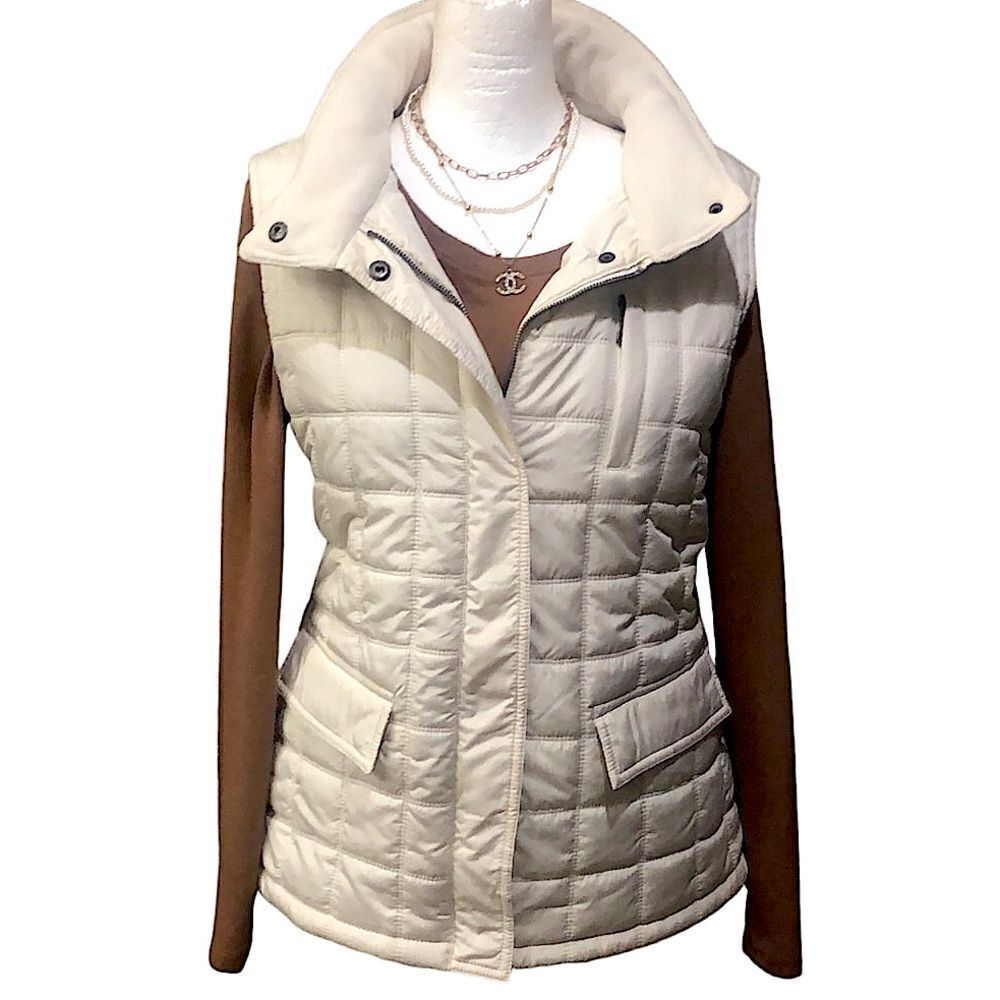 Weather Tamer puffy winter vest size large can fit a medium also